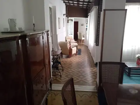 Casa en Venta en Quilmes, USD 195.000
