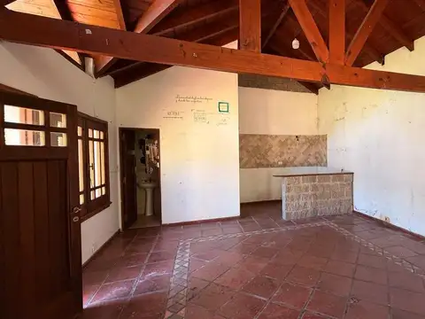 Casa 3 ambientes con 2 baños