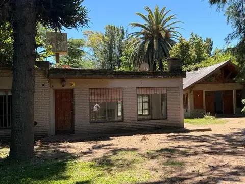 Casa en Venta en Barrio Parque Leloir, USD 250.000