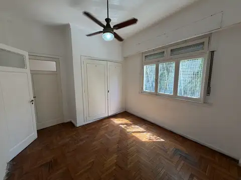 Avenida Díaz Vélez 3700, Piso 1