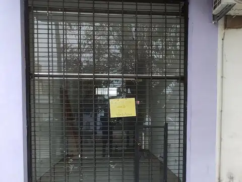 Local en Alquiler en Centro, $ 600.000