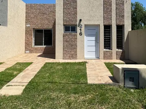 Venta Casa a Estrenar – Lobos