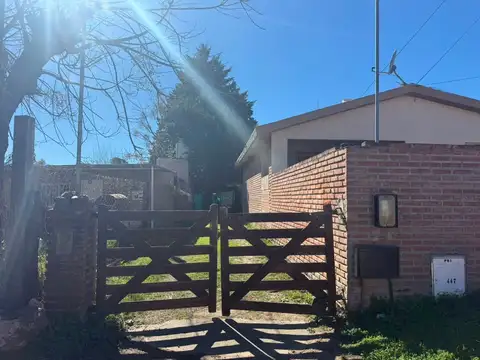2 cabañas en playa de oro a metros del rio