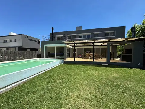 Casa Chalet  en Alq. Temporario en Los Pilares, Pilar, G.B.A. Zona Norte