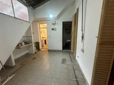 Depto Tipo Casa en Alquiler 100 años