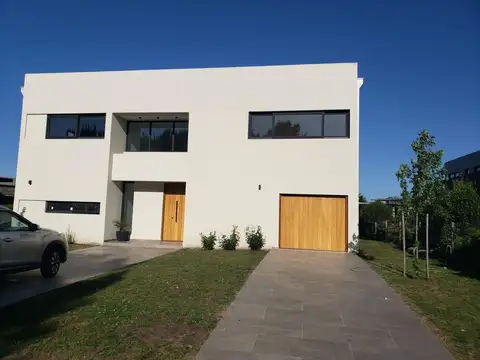 CASA EN ALQUILER 24 MESES RUMENCO JOVEN