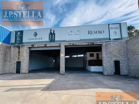 Galpón Comercial 705 m² c/ Oficinas - baños y vestuarios - Virrey Del Pino