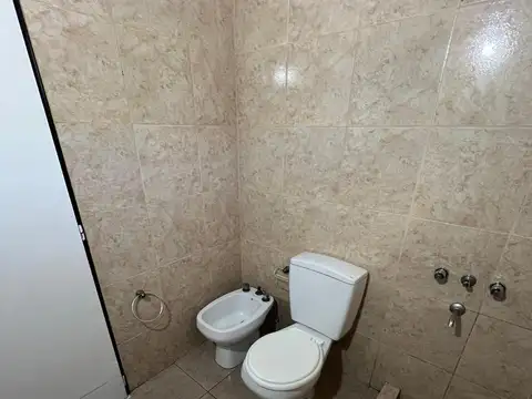 Depto Tipo Casa en Alquiler de 2 dormitorios