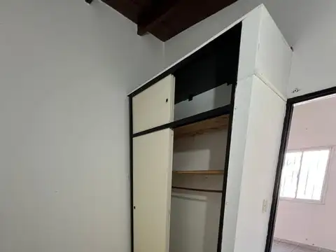 Depto Tipo Casa en Alquiler de 3 ambientes