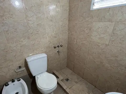 Depto Tipo Casa en Alquiler en Villa Ballester, $ 550.000