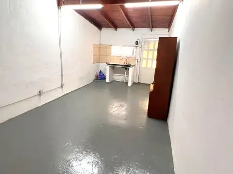Depto Tipo Casa en Alquiler de 2 ambientes