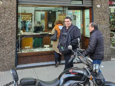 Av Gral Juan M De Pueyrredon 700