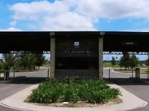 Maravilloso Lote En Venta En El Naudir Aguas Privadas,