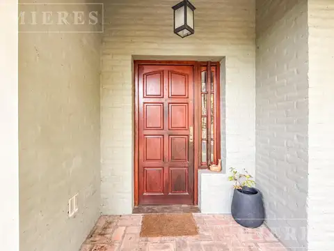 Casa en Venta en Del Viso, USD 200.000