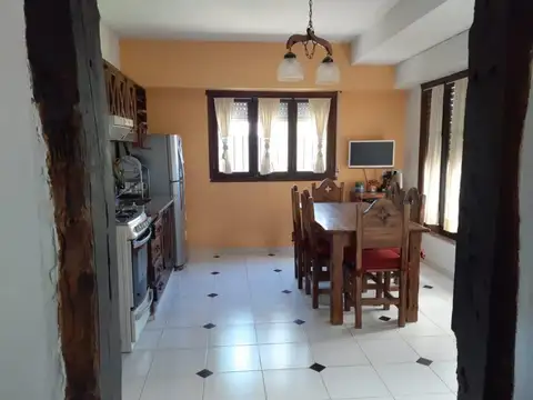 Casa en Venta en Castelar, USD 150.000