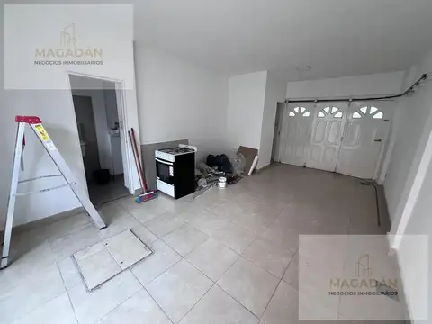 Depto Tipo Casa 4 ambientes con 1 baño