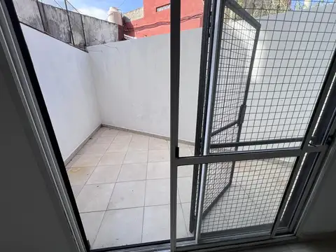Depto Tipo Casa en Venta al Oeste