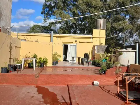 VENTA - PH 4 ambientes c/terraza - TAPIALES