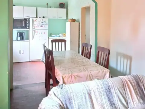 Depto Tipo Casa 4 ambientes con 1 baño