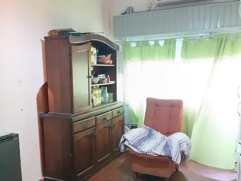 VENTA - PH 4 ambientes c/terraza - TAPIALES