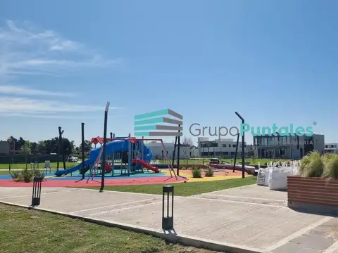 Lote Terreno de 624 m2 en Barrio Canning Chico, sobre calle Sargento Cabral, en etapa 2, listo para