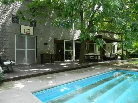 Casa en alquiler en José C. Paz