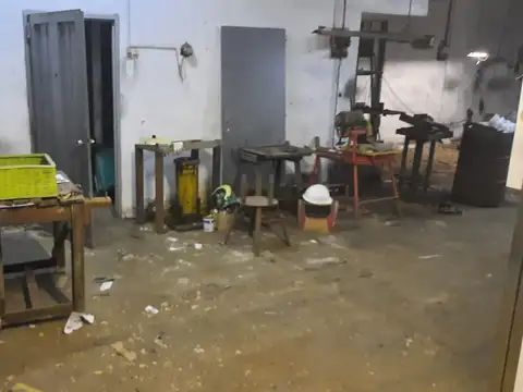 Galpon en Venta en Villa Riachuelo, USD 180.000