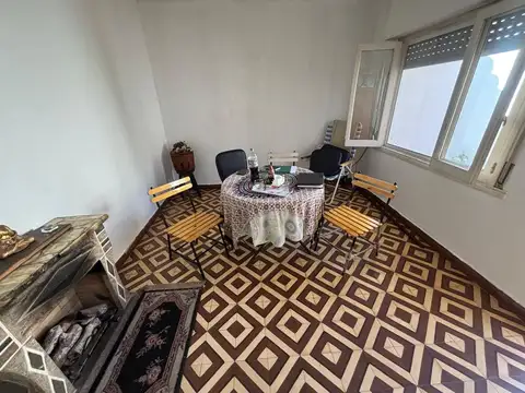 Depto Tipo Casa en Alquiler de 3 ambientes