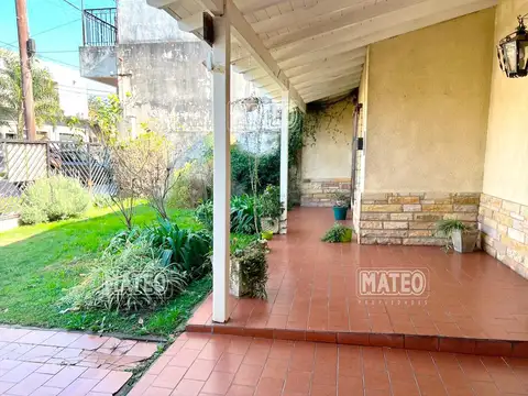 Casa 4 ambientes con 1 baño