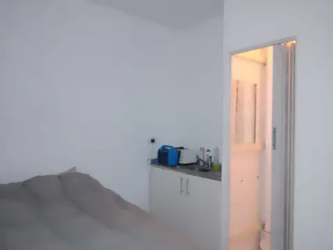 Av. Argentina 4400, Piso P.B