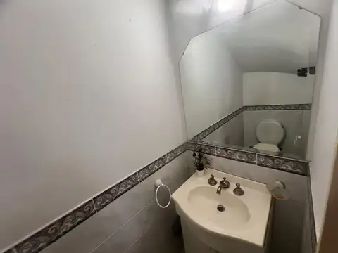 Depto Tipo Casa en Venta con 1 cocheras