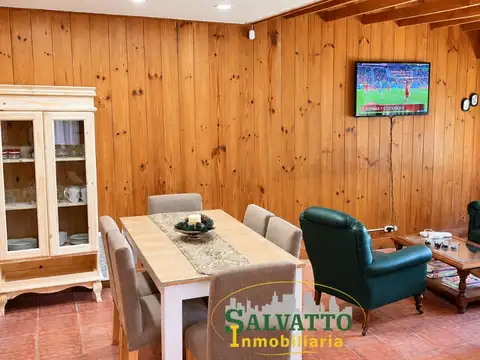 Chalet de Estilo en esquina a 1 cuadra del mar, APTO CREDITO