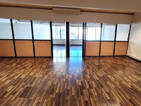 Oficina sobre Peatonal Florida ¦ Microcentro