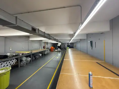 DEPOSITO APTO TODO RUBRO  PB Y 3 PLANTAS MONTACARGAS 