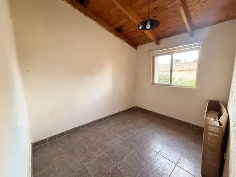 Casa con amplio lote