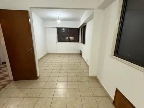 Depto Tipo Casa en Alquiler de 3 ambientes