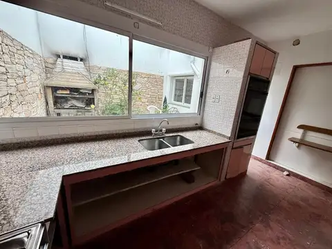Casa en Venta en Versalles, USD 240.000