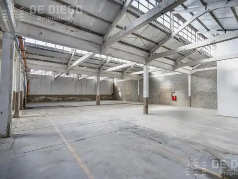 Depósito de 655 m2 en alquiler, Parque Industrial Suarez San Martin