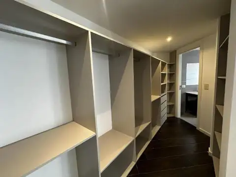 Departamento 4 ambientes con 3 baños