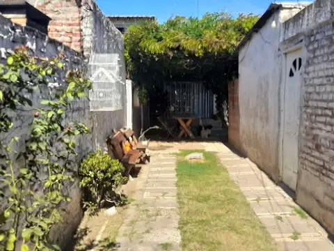 Casa en Venta en Moron, USD 72.900