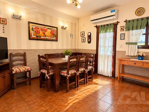 Depto Tipo Casa en Venta con 1 cocheras