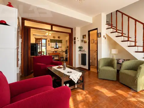 Depto Tipo Casa en Venta de 3 ambientes
