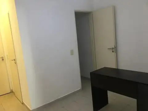 Oficina 1 ambiente con 1 baño