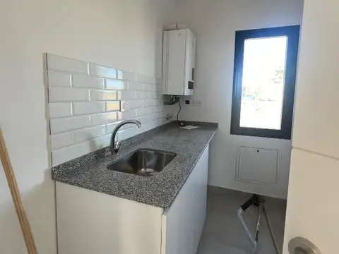 Av De Los Lagos