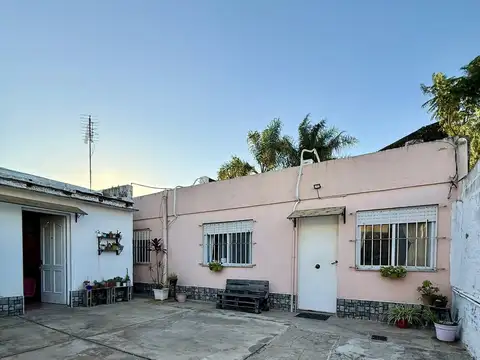 Depto Tipo Casa en Venta de 4 ambientes