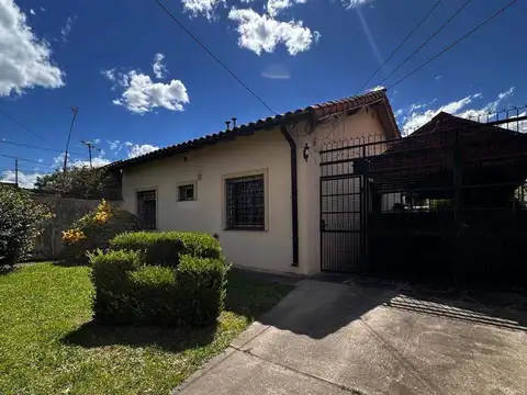 Casa en venta c/ cochera en San Miguel