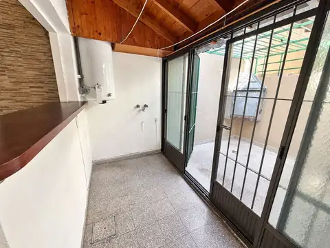 Depto Tipo Casa en Venta con 1 cocheras