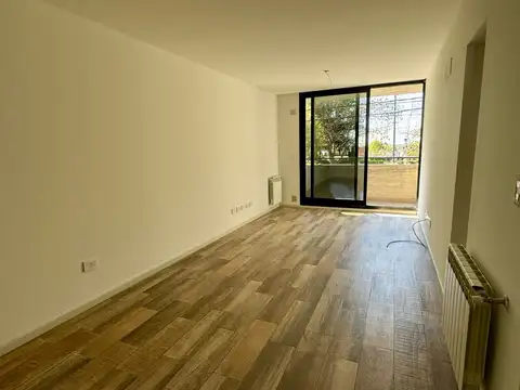 Departamento en Alquiler en Alberdi, $ 620.000