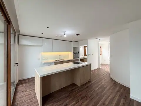 PISO DE 3 DORMITORIOS EN VENTA, LA PLATA