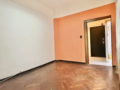 DEPARTAMENTO DOS AMBIENTES CON BALCON EN FLORES